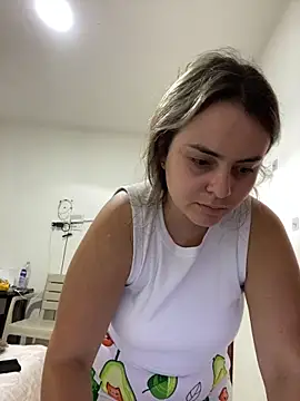 Im Amelia online show from April 2026 10:16:01 PM