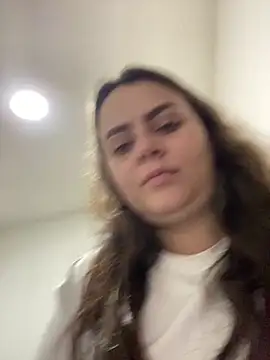 Im Amelia online show from May 2026 08:20:01 PM