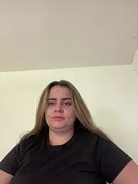 Im Amelia online show from May 2026 07:39:02 PM