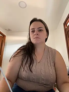 Im Amelia online show from November 2025 01:04:01 PM