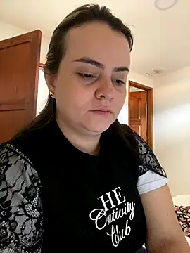 Im Amelia online show from September 2025 12:56:02 PM