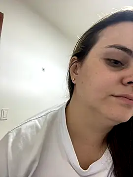 Im Amelia online show from October 2025 10:08:02 PM