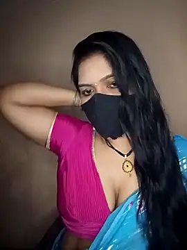 Snapshot of midhly chatting on December 2024 10:17:02 PM midhly online show from December 2024 10:17:02 PM