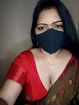 Snapshot of midhly chatting on January 2025 07:04:01 PM midhly online show from January 2025 07:04:01 PM