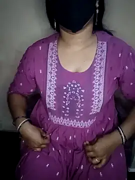 Snapshot of midhly chatting on February 2025 06:21:01 PM midhly online show from February 2025 06:21:01 PM