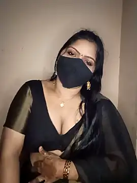 Snapshot of midhly chatting on January 2025 07:07:01 PM midhly online show from January 2025 07:07:01 PM