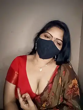 Snapshot of midhly chatting on January 2025 10:15:02 PM midhly online show from January 2025 10:15:02 PM