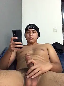 Snapshot of Slow_Kmazutra chatting on January 2025 06:56:01 PM Slow Kmazutra online show from January 2025 06:56:01 PM