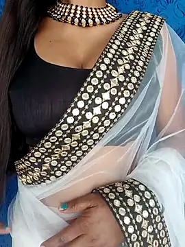 Snapshot of Savita_hotmom chatting on February 2025 04:30:01 AM Savita hotmom online show from February 2025 04:30:01 AM