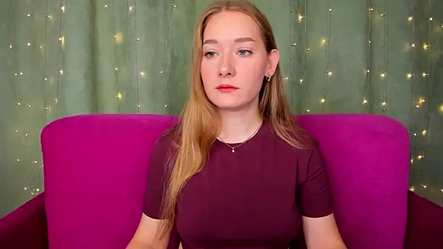 AlinaVice online show from October 2025 01:06:02 AM