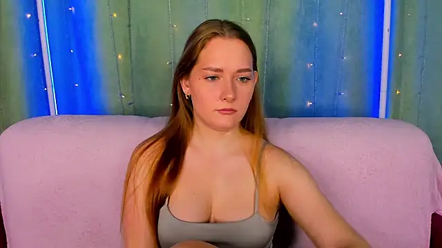 AlinaVice online show from April 2026 01:11:02 AM