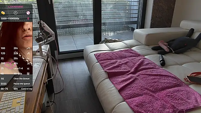 sexyLolia11 online show from June 2026 06:24:01 PM