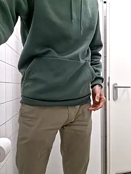 Snapshot of Sammoon chatting on February 2025 11:32:01 AM Sammoon online show from February 2025 11:32:01 AM