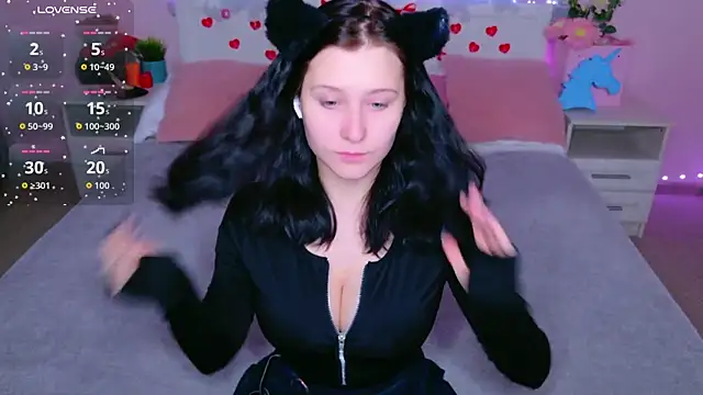 SarahStanley online show from February 2026 04:07:01 PM