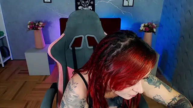 Miss-Tattoo online show from December 2025 09:34:02 AM