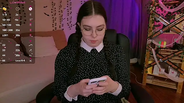 Arizonaa Muse online show from October 2025 01:48:01 AM