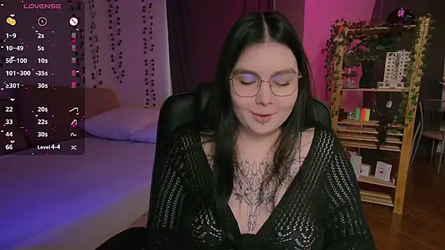 Arizonaa Muse online show from December 2025 03:49:02 AM