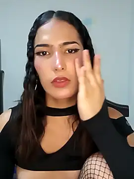 Snapshot of Lanna_hott_ chatting on March 2025 09:43:01 PM Lanna hott  online show from March 2025 09:43:01 PM