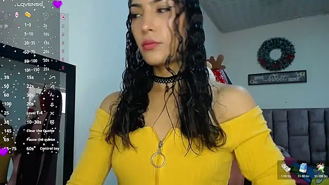 Lanna hott  online show from December 2025 07:18:02 PM