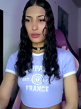 Lanna hott  online show from April 2026 07:51:01 PM