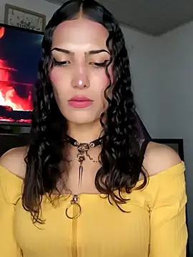 Lanna hott  online show from November 2025 10:59:02 PM