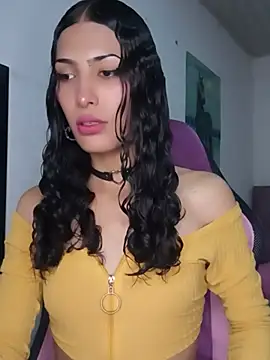 Snapshot of Lanna_hott_ chatting on May 2026 07:22:01 PM Lanna hott online show from May 2026 07:22:01 PM