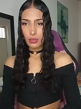 Lanna hott  online show from July 2026 05:47:02 PM
