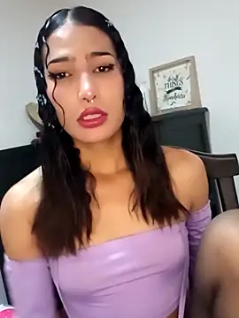 Snapshot of Lanna_hott_ chatting on March 2025 08:15:02 PM Lanna hott  online show from March 2025 08:15:02 PM