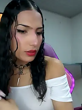 Snapshot of Lanna_hott_ chatting on September 2025 07:32:02 PM Lanna hott  online show from September 2025 07:32:02 PM