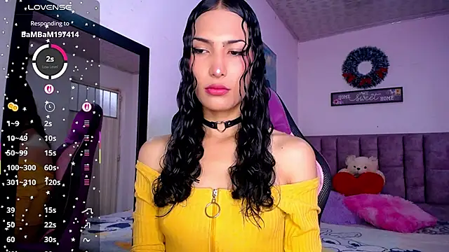 Snapshot of Lanna_hott_ chatting on June 2026 12:32:01 PM Lanna hott online show from June 2026 12:32:01 PM