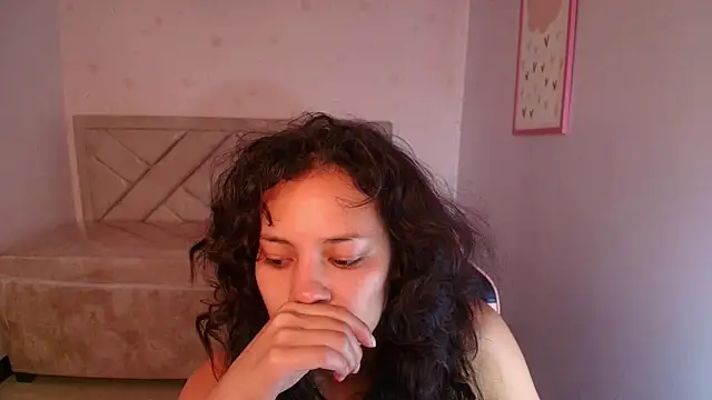 Tyna ch online show from September 2025 04:17:01 PM