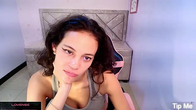 Tyna ch online show from March 2025 07:38:01 PM