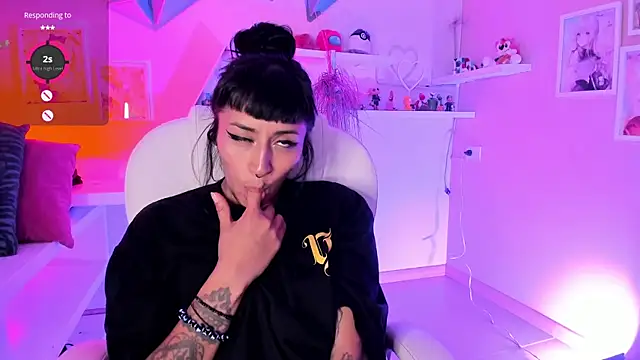 Valkiria ponce online show from November 2025 05:41:01 AM