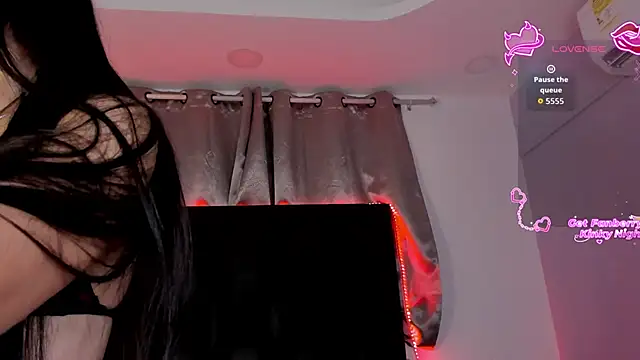 SaraRoy  online show from December 2025 07:05:02 PM