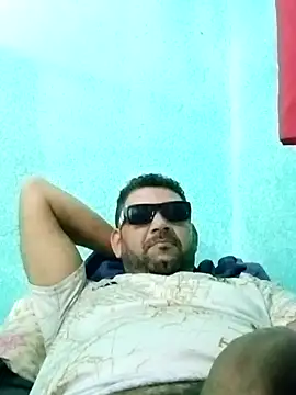 douglasafado69 online show from May 2026 04:43:02 AM