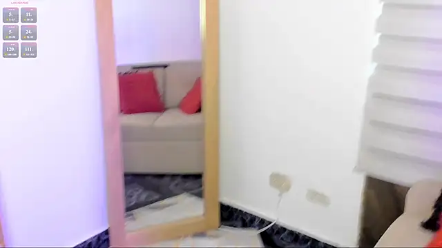 mrs griseld  online show from February 2026 06:30:02 PM