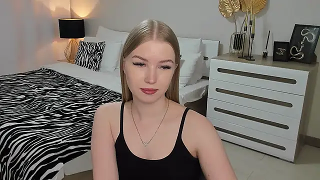 shy  lady online show from March 2025 12:30:01 AM