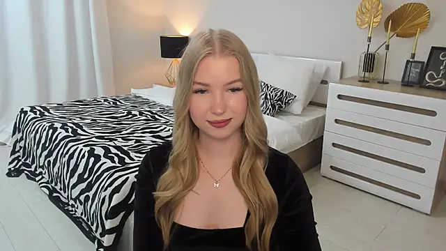 shy  lady online show from June 2026 02:29:02 PM