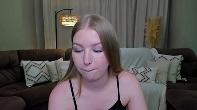 shy  lady online show from May 2026 06:03:01 PM