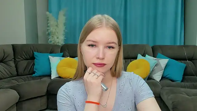 shy  lady online show from March 2025 03:02:01 PM