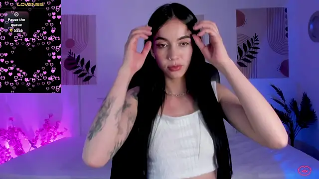 samy lewis online show from September 2025 07:36:02 AM