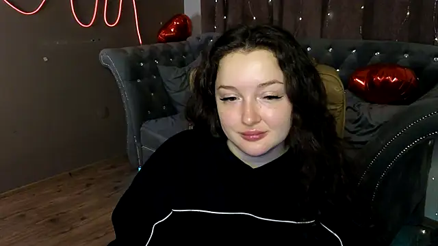 GloriNichols online show from March 2025 06:30:01 AM