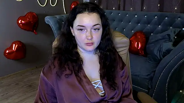 GloriNichols online show from February 2025 11:40:02 AM