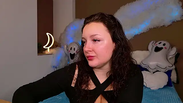 GloriNichols online show from November 2025 06:19:01 AM