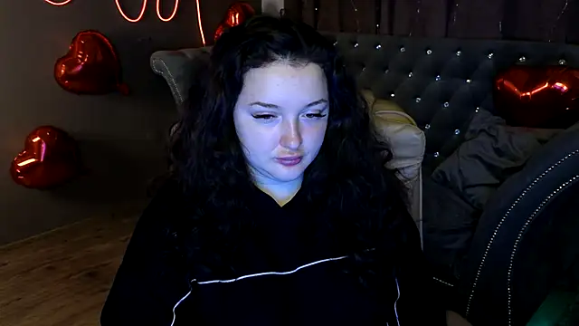 GloriNichols online show from February 2025 06:24:02 AM