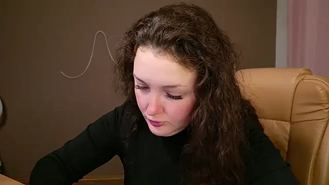 GloriNichols online show from October 2025 05:06:01 AM