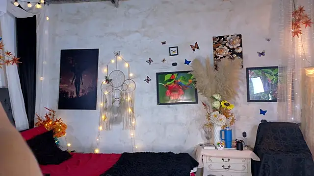 Kyara Queen online show from March 2026 09:22:01 PM