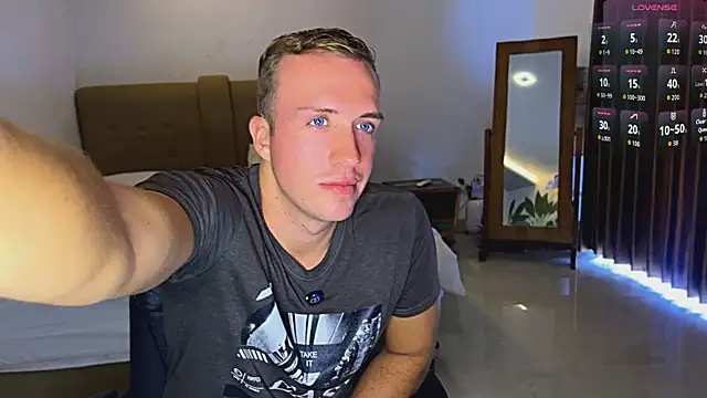 Snapshot of tommy_cumfinger chatting on July 2026 02:03:02 AM tommy cumfinger online show from July 2026 02:03:02 AM