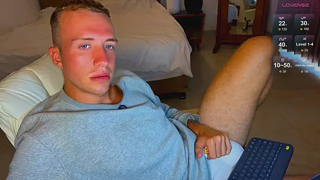 tommy cumfinger online show from September 2025 05:39:01 AM