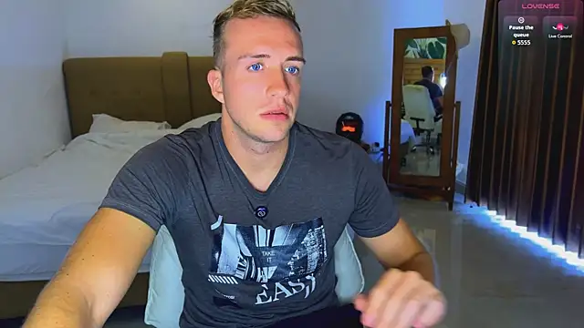 tommy cumfinger online show from April 2026 01:30:02 AM